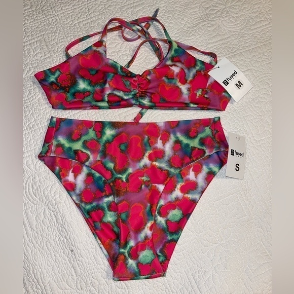 Fused Hawaii bikini set - Picture 1 of 5